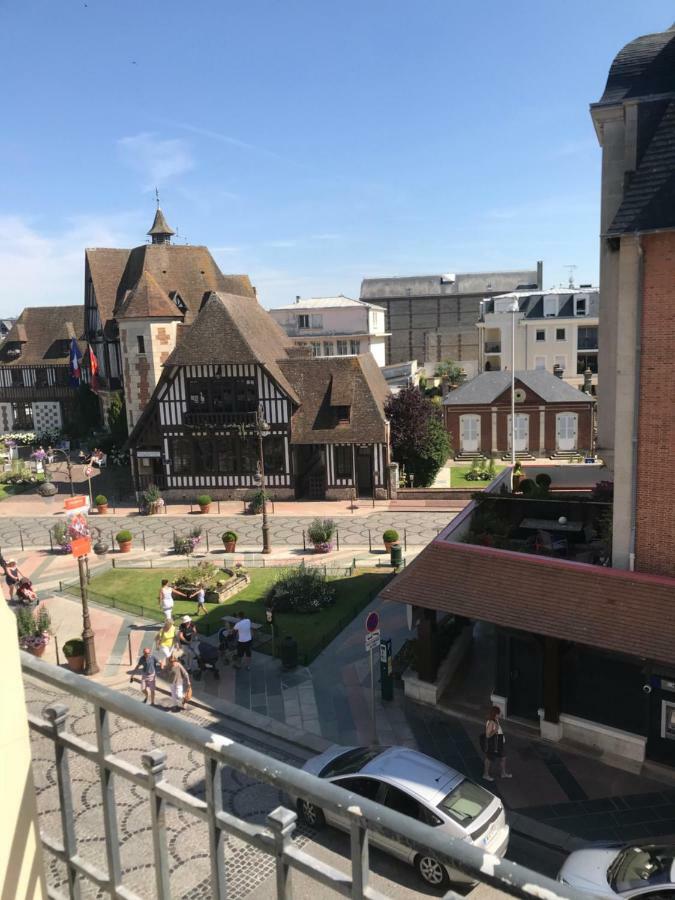 Le Coeur De Deauville - 2 Pieces Design En Hypercentre De Deauville Exterior photo